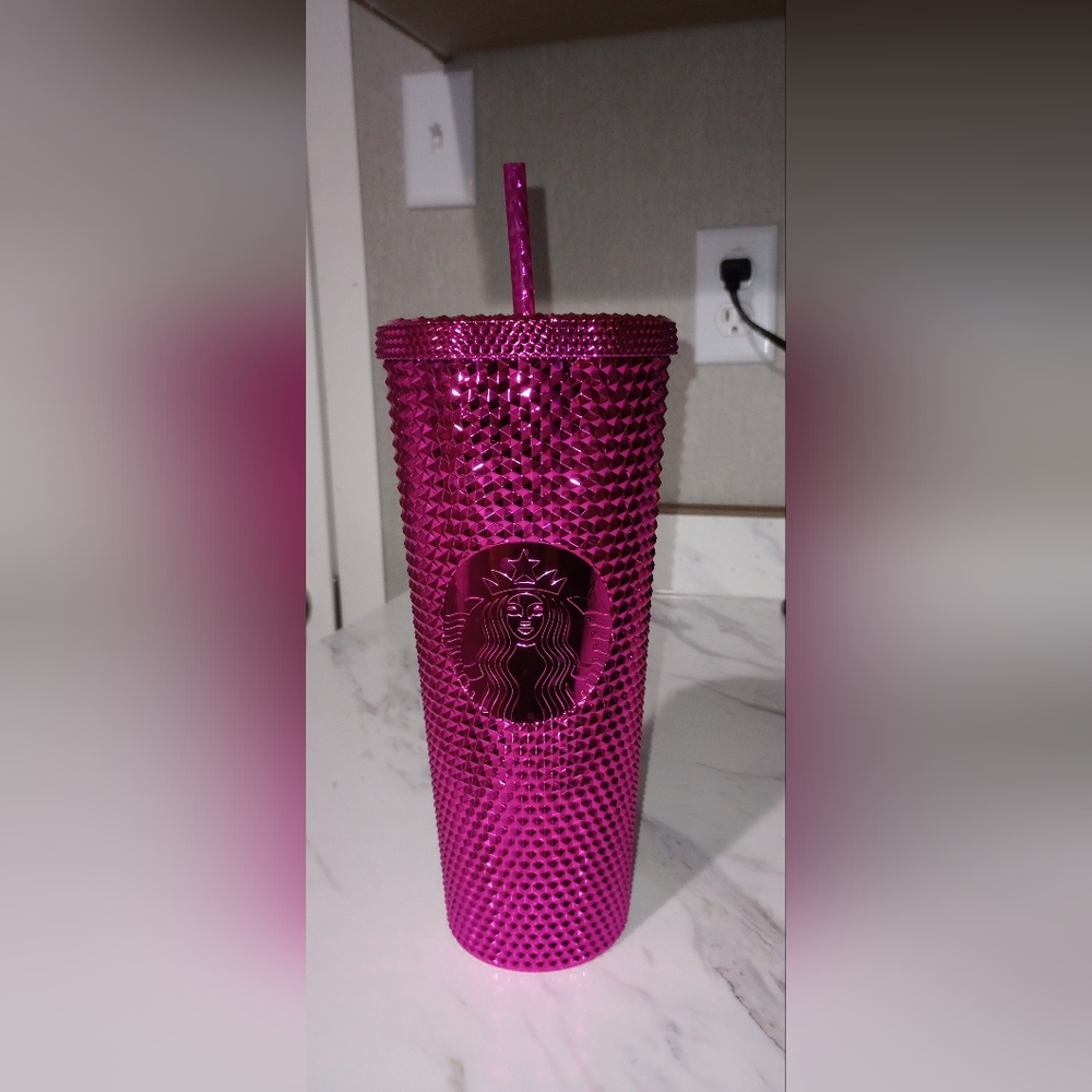 Starbucks Venti cup